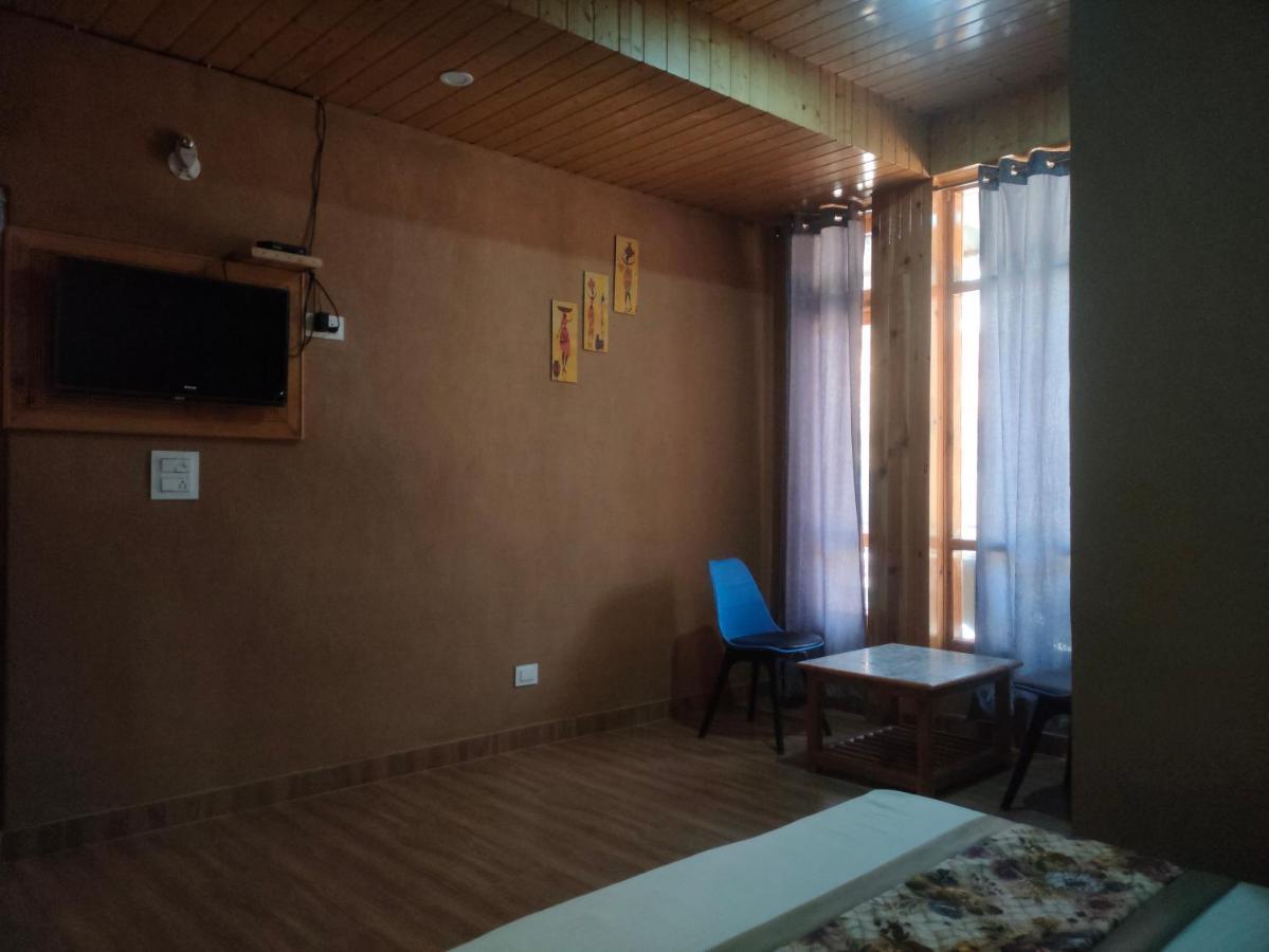 Hotel Cozy Haven Mandi Exterior foto